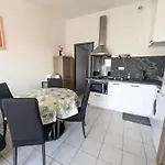 T2 Pour 4 Pers A 100m De La Avec Balcon - Fr-1-797-61 * Port-la-Nouvelle