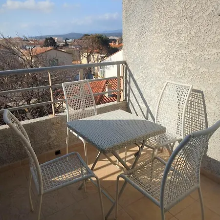T2 Pour 4 Pers A 100m De La Avec Balcon - Fr-1-797-61 アパート *